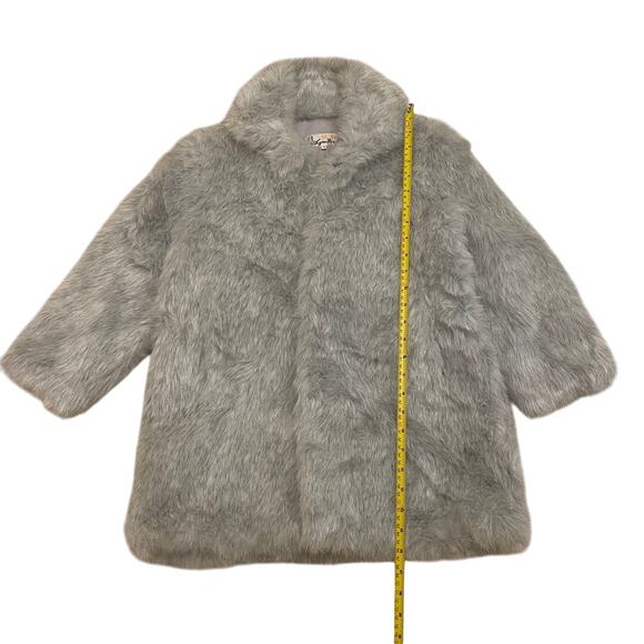 Lyre Bird Vintage Faux Fur Coat | Gray Silver Plush Swing Jacket, Hook Closures - Picture 8 of 9